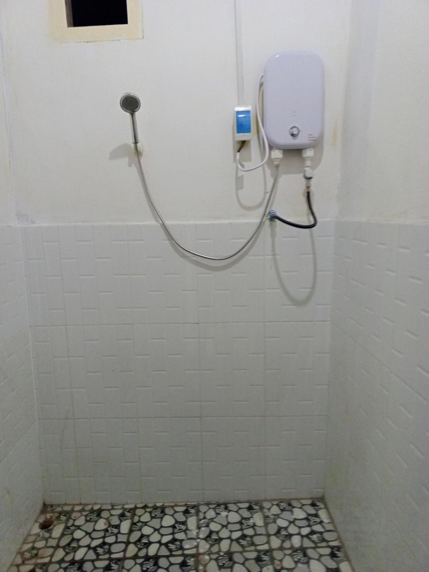 Ban Nongkham Campingsite Swimming Pool חדר תמונה